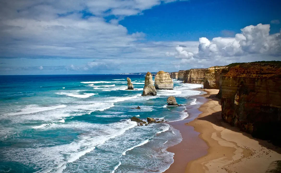 Our Australia international travel packages are designed to take you through the iconic attractions and hidden gems across this beautiful country.